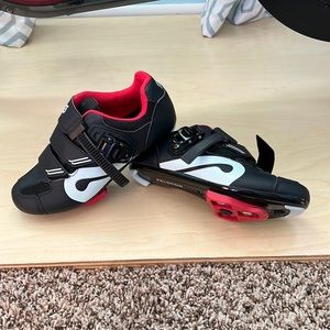 Peloton spinning shoes size 38